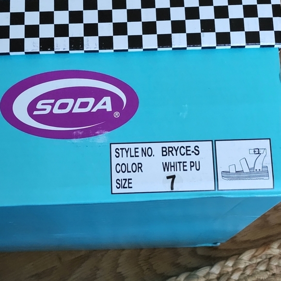 Soda Women's Bryce Open Toe Buckle Ankle Strap Sandals - various sizes - Picture 7 of 7